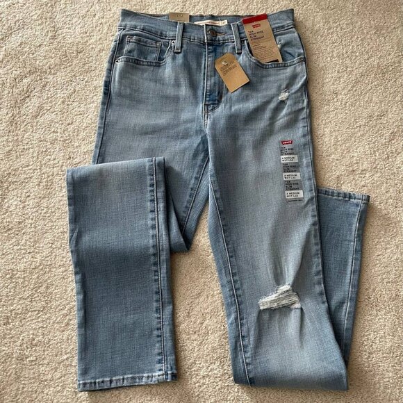 Levi's Denim - NWT Levi's 724 High Rise Slim Straight Distressed Jeans 27/32 Light Wash